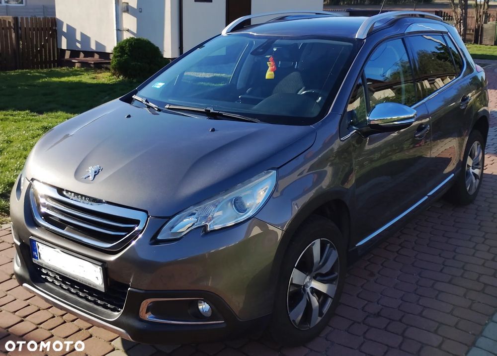 Peugeot 2008 1.6 e-HDi Allure S&S - 4