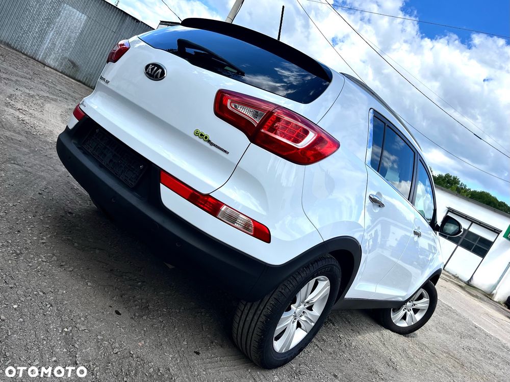 Kia Sportage 1.7 CRDI 2WD ISG Dream-Team Edition - 6