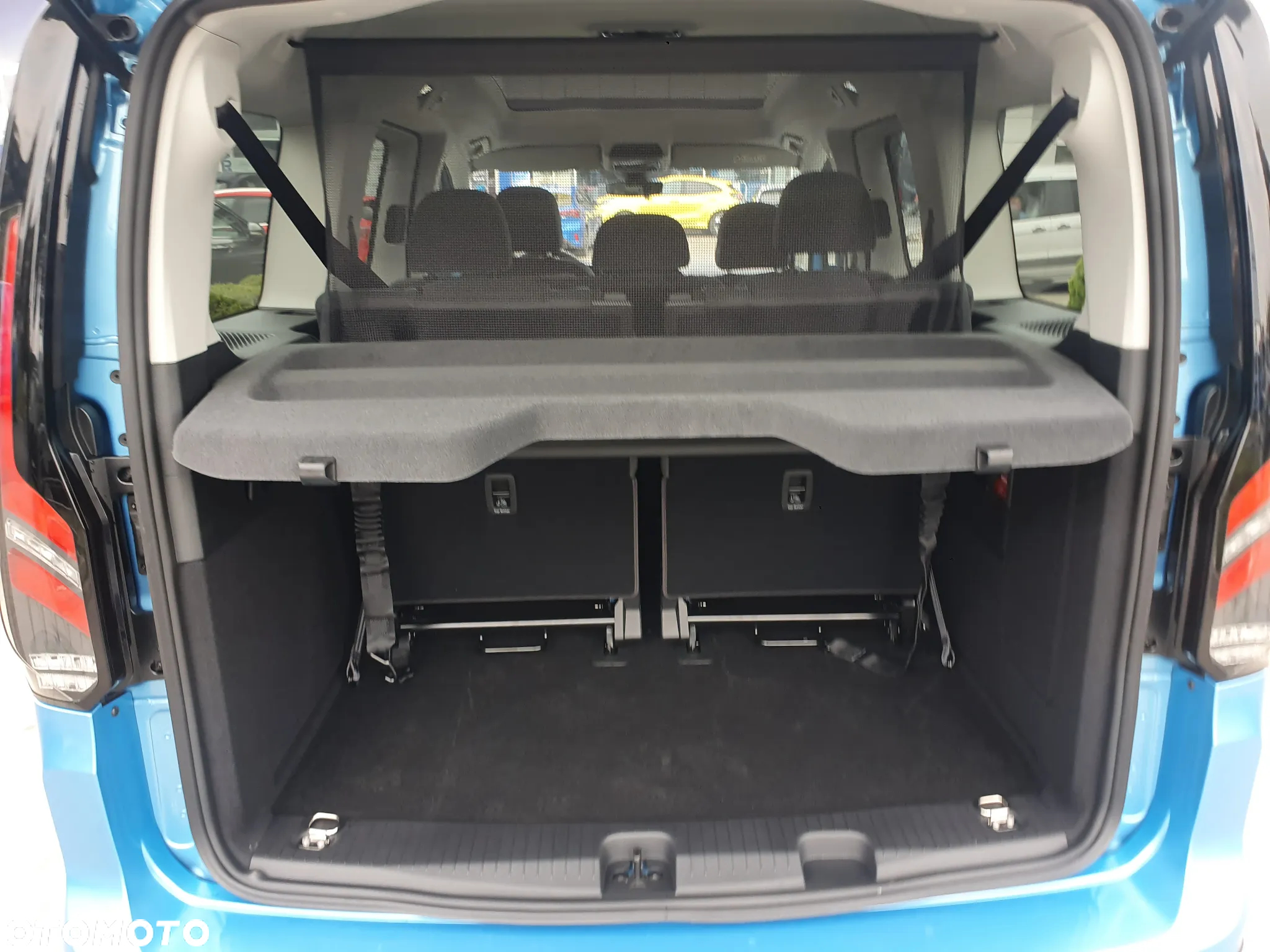 Ford Tourneo Connect Grand 2.0 EcoBlue Active - 10