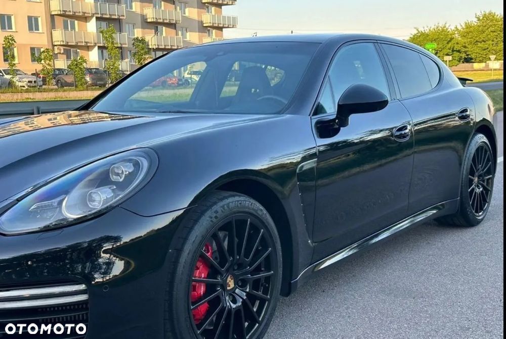 Porsche Panamera Turbo - 9