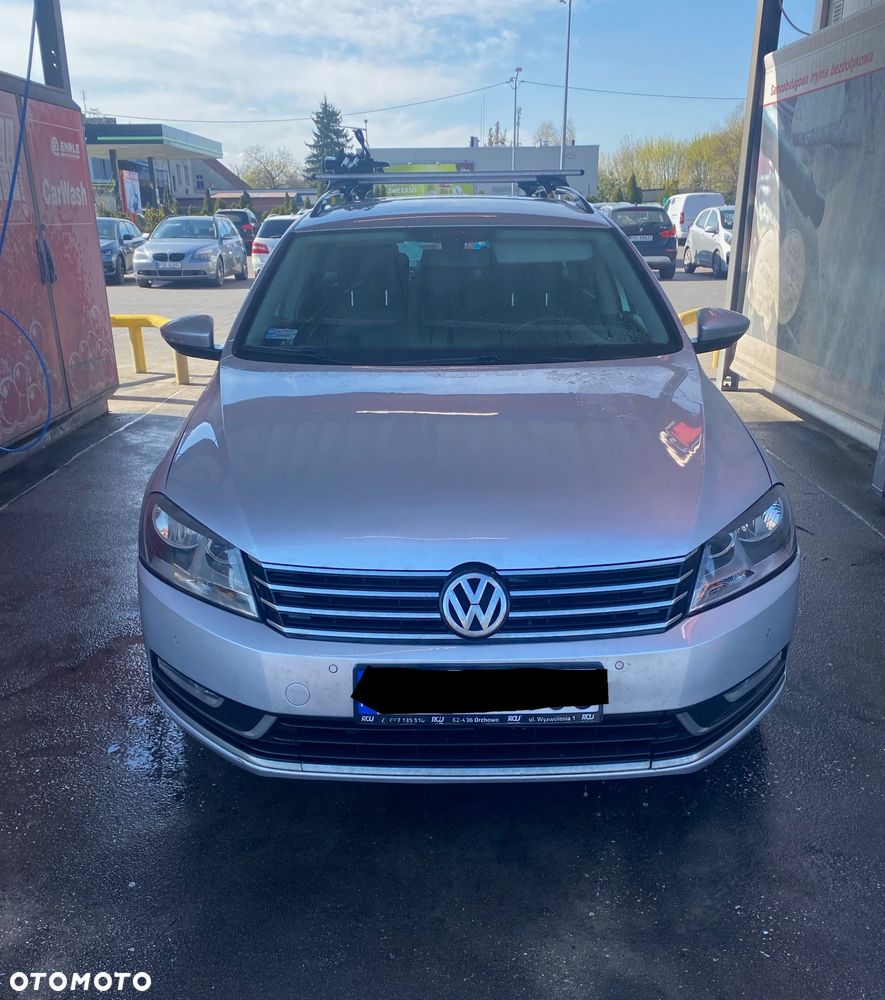 Volkswagen Passat - 2