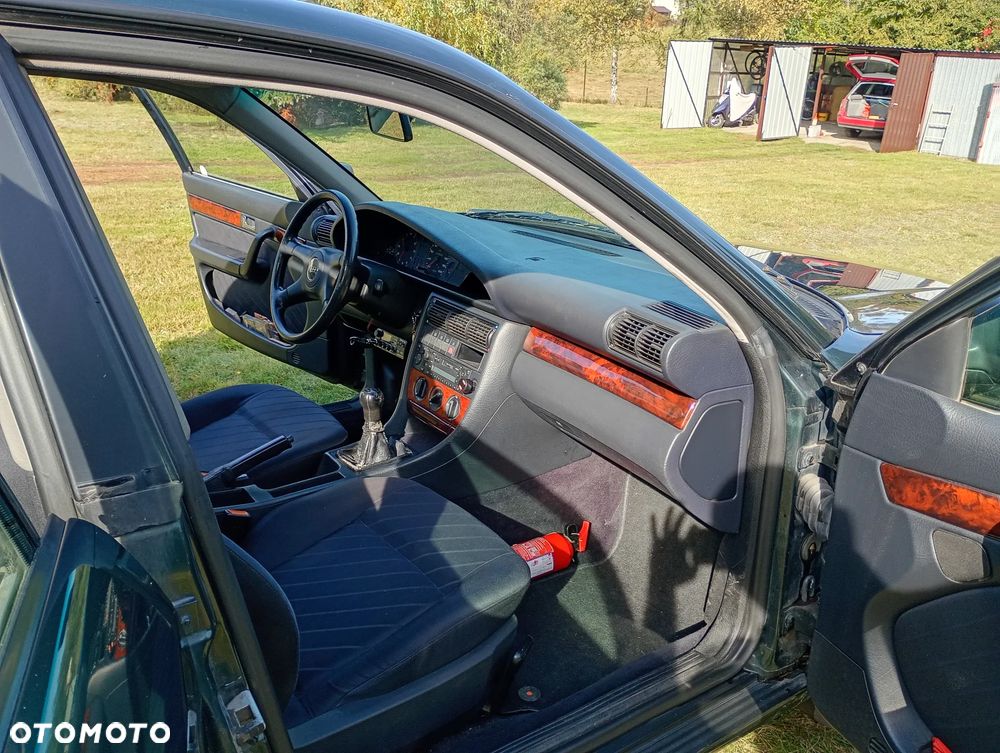 Audi 100 2.4 D - 7