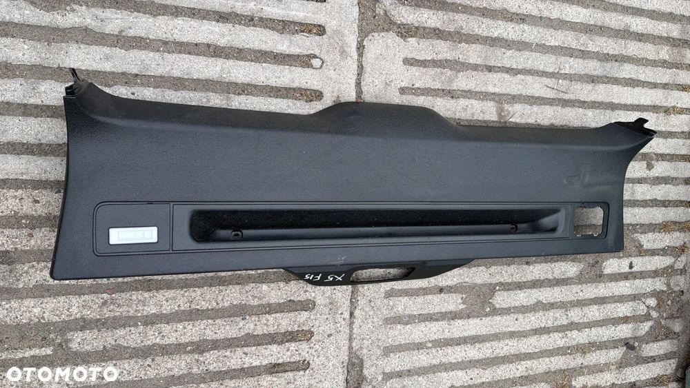 OSŁONA BMW F15 TAPICERKA KLAPY BAGAŻNIKA - 1