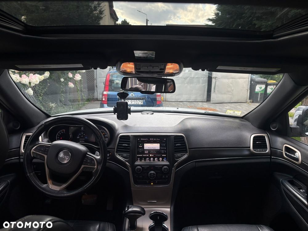 Jeep Grand Cherokee - 8