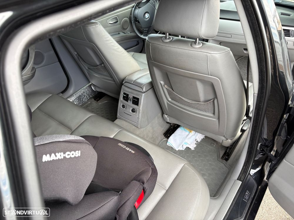 BMW 320 d Navigation - 15