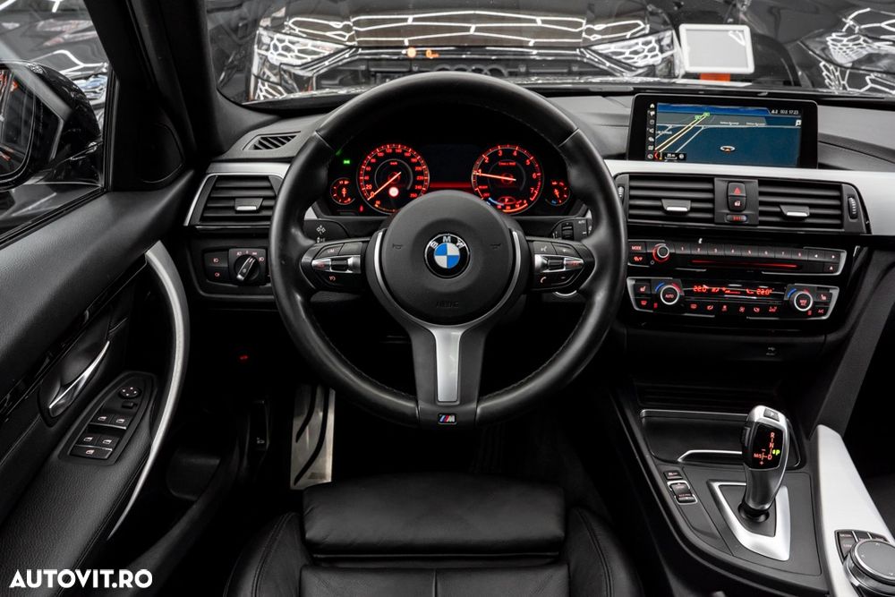 BMW Seria 3 318i Touring Aut. - 12