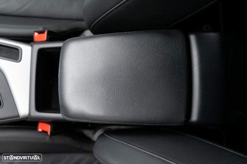 Audi A4 Avant 40 TDI Advanced S tronic - 27