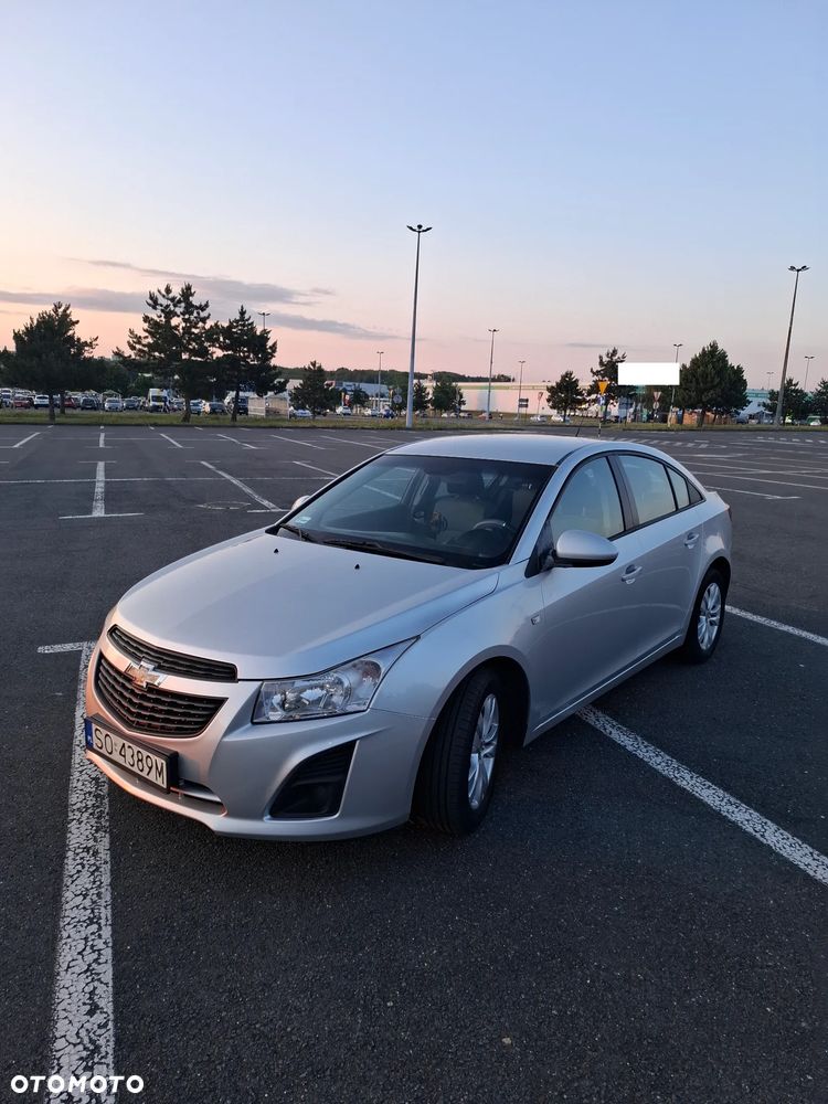 Chevrolet Cruze 1.8 LS+ - 7