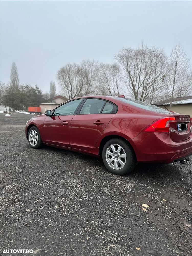 Volvo S60 D3 Start-Stop Momentum - 4