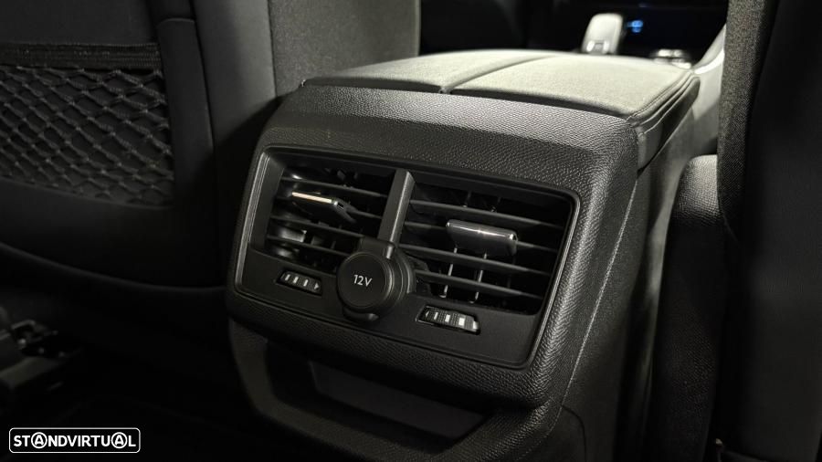 Peugeot 3008 1.5 BlueHDi Allure Pack EAT8 - 33