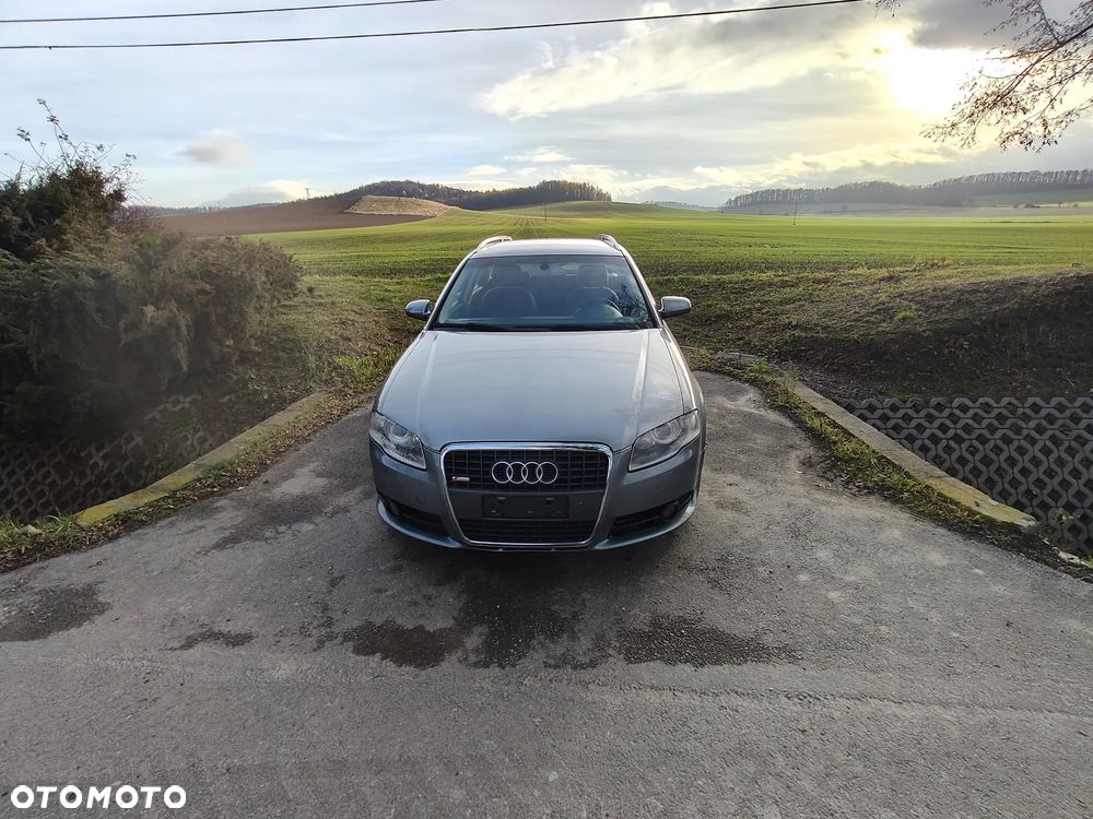 Audi A4 Avant 2.0 TDI DPF quattro - 1