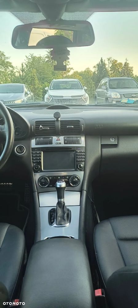 Mercedes-Benz Klasa C 200 T Kompressor Automatik Avantgarde - 16
