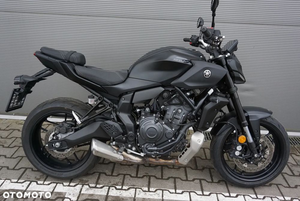 Yamaha MT - 2