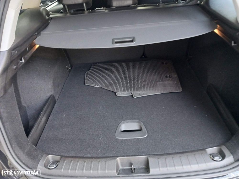 Fiat Tipo Station Wagon Cross 1.5 GSE T4 Cross DCT — fotografia 36