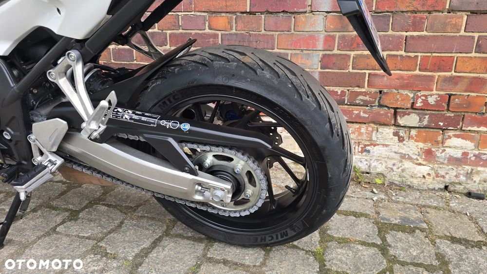 Honda CB - 10