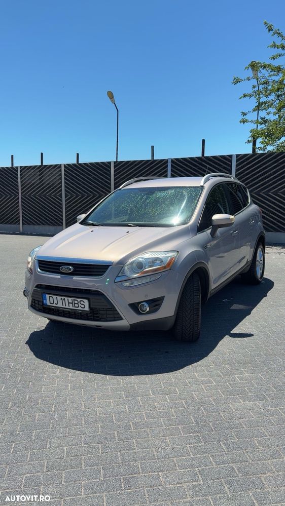 Ford Kuga 2.0 TDCi 4x4 Aut. Titanium - 2