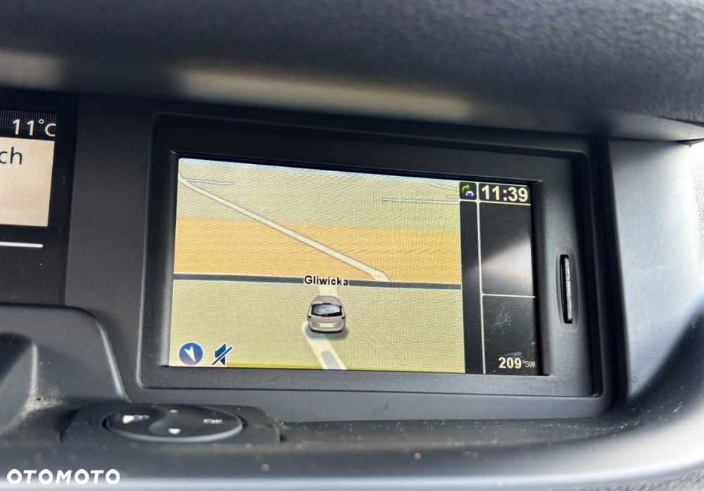 Renault Grand Scenic - 22