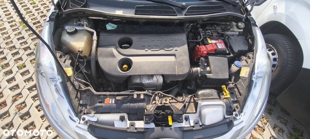 Ford Fiesta - 8