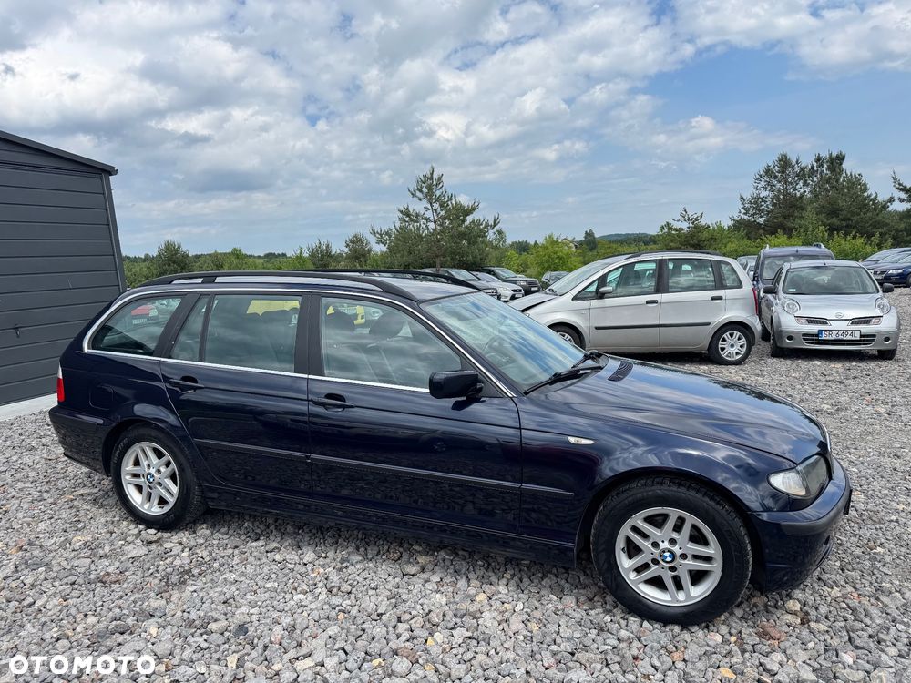 BMW Seria 3 318i - 4