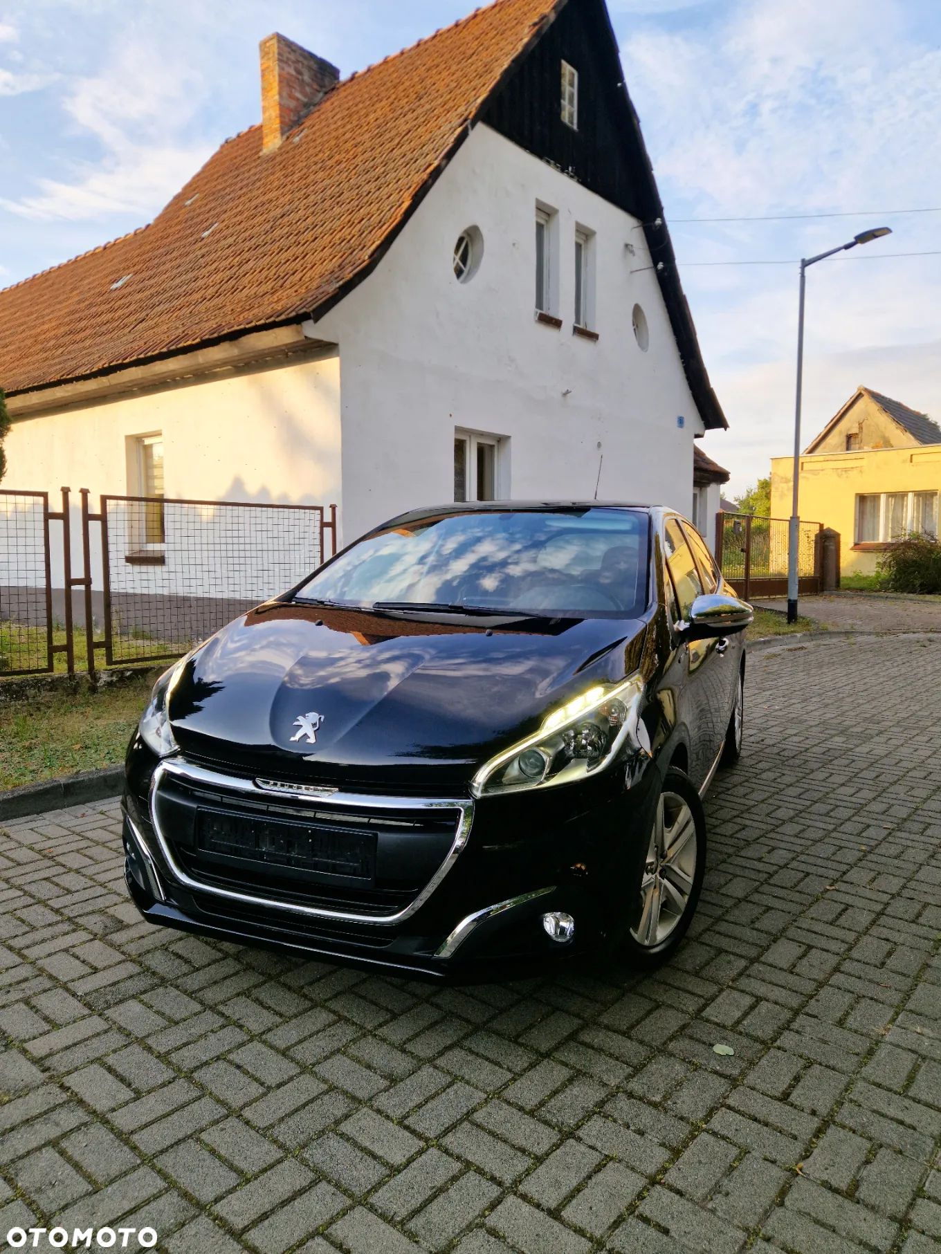 Peugeot 208 PureTech 82 Style - 1