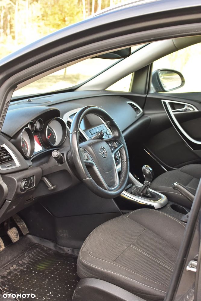 Opel Astra 1.4 T Cosmo - 6