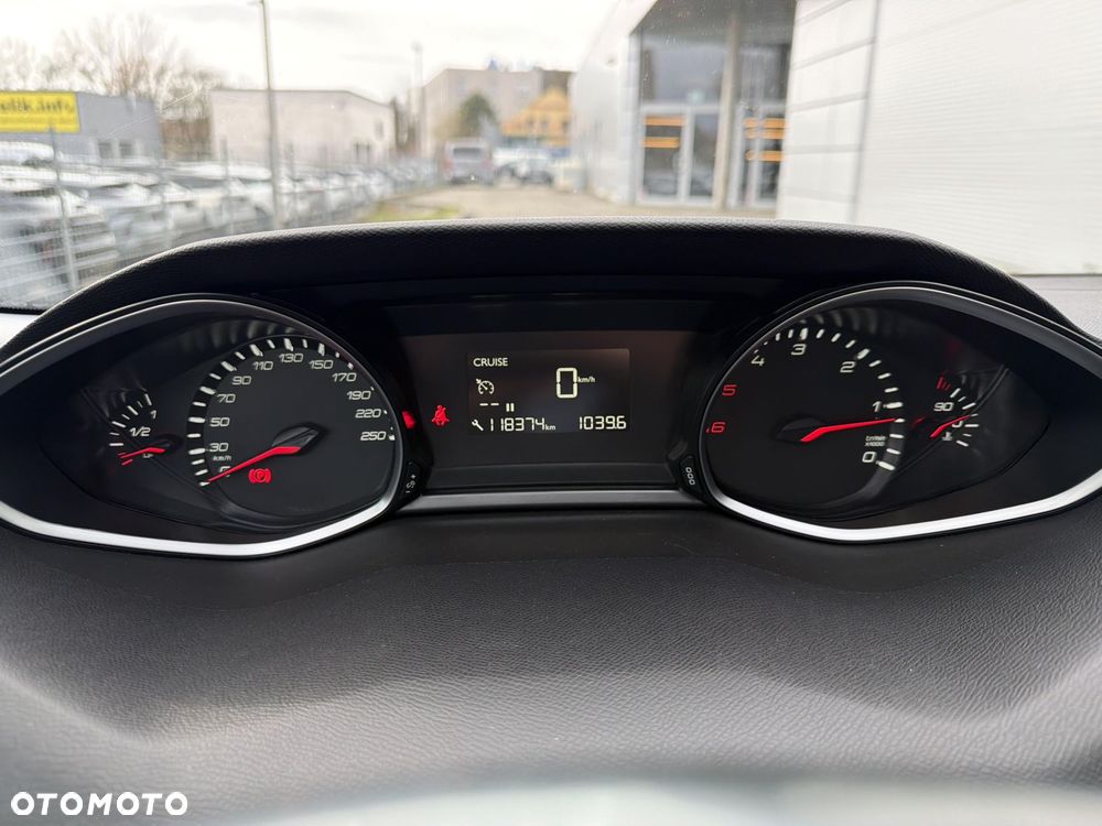Peugeot 308 - 13