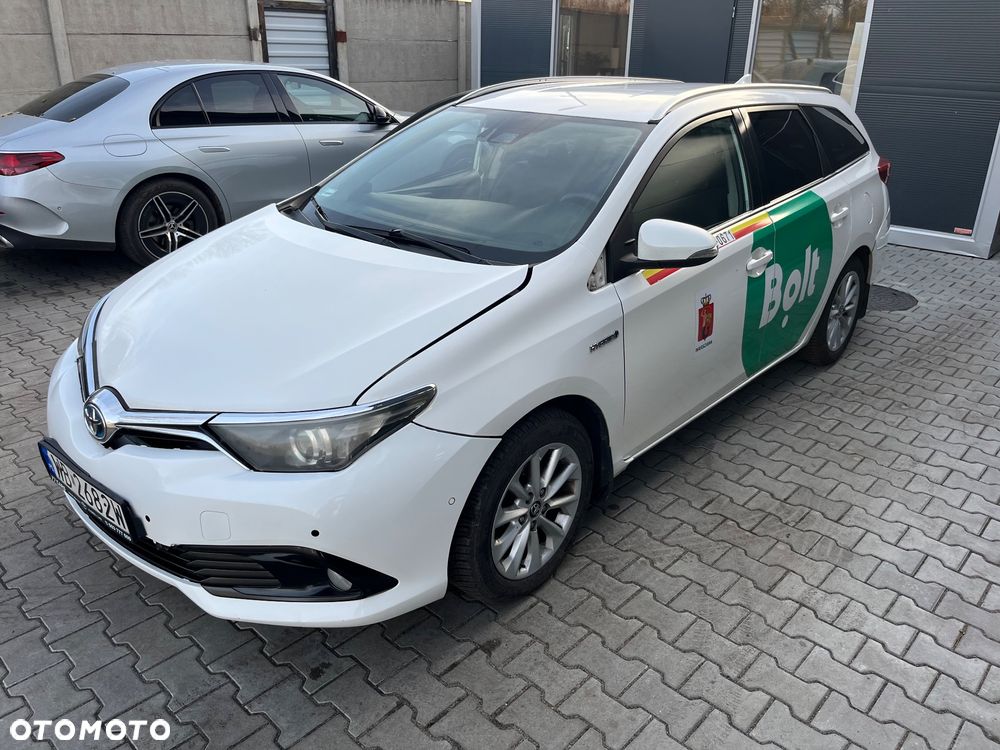 Toyota Auris Hybrid 135 Comfort - 3