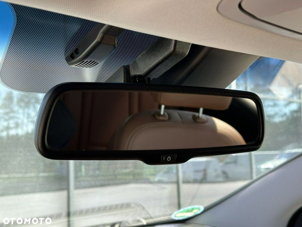 Hyundai i40 Kombi 1.7 CRDi DCT Premium - 34