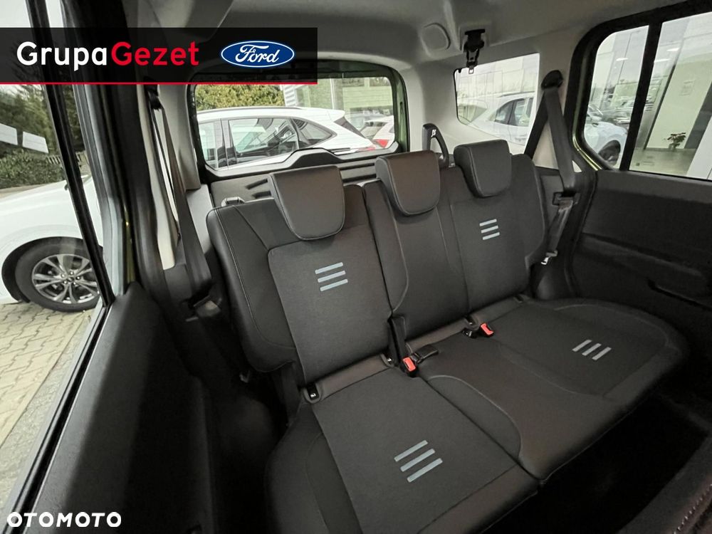 Ford Tourneo Courier - 21