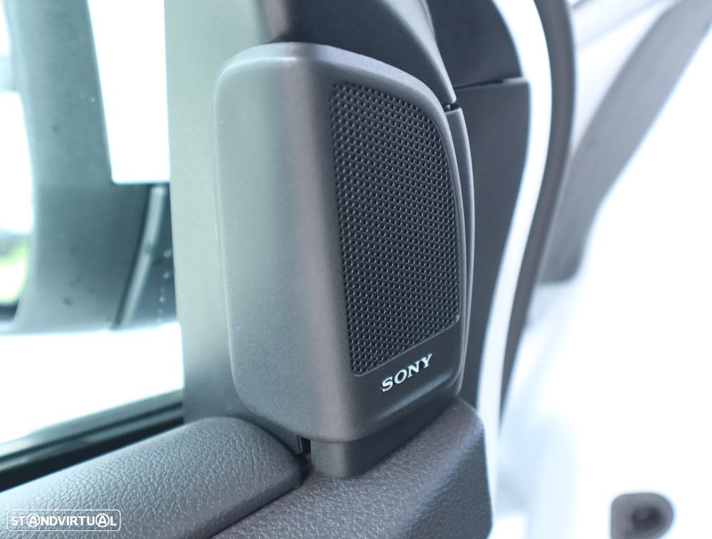 Ford Focus 1.0 EcoBoost Titanium - 30