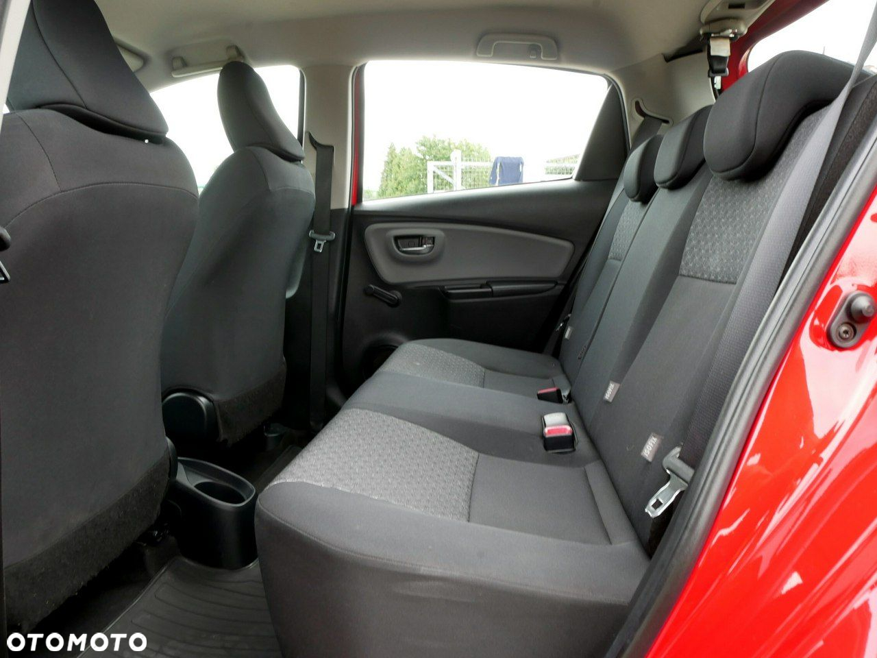 Toyota Yaris 1.0 Active EU6 - 7