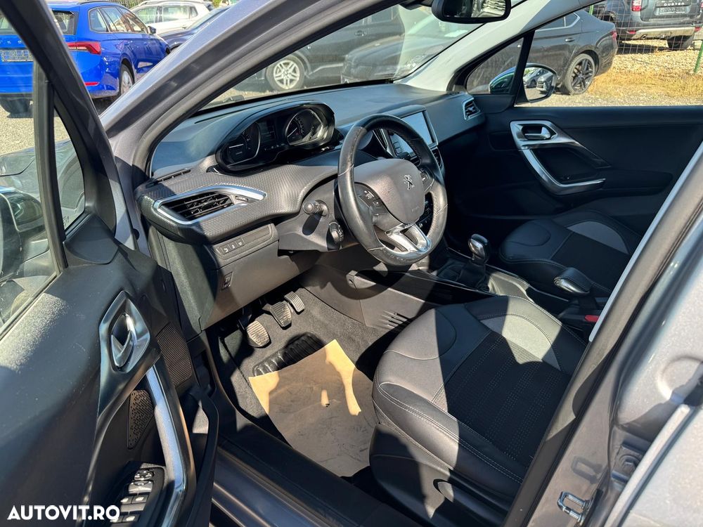 Peugeot 2008 PureTech 110 Stop&Start Allure - 8