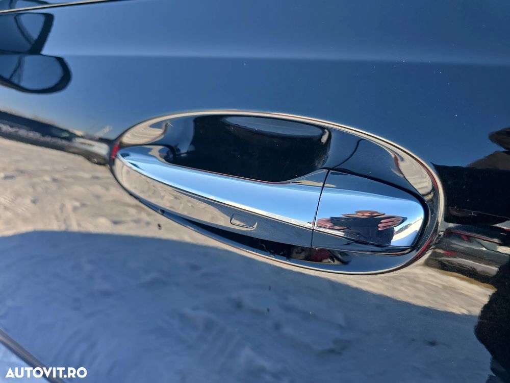 Mercedes-Benz GLB - 29