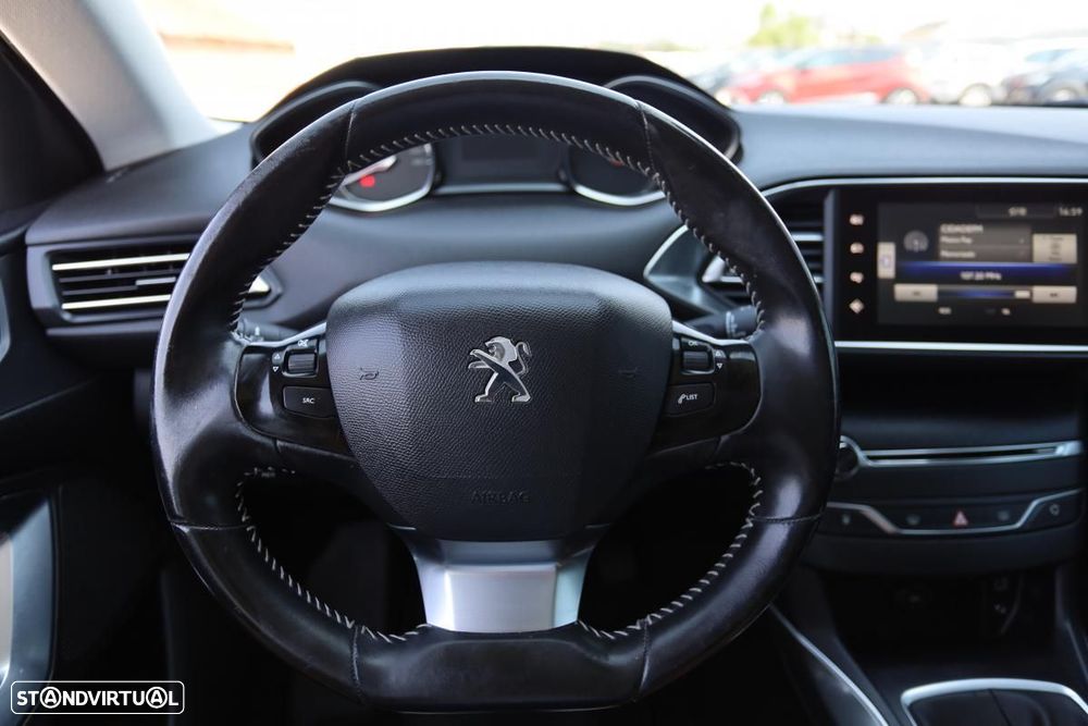 Peugeot 308 1.6 BlueHDi Allure - 15