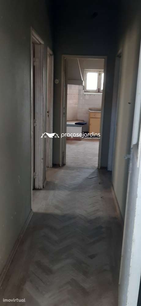 Prédio com 3 Apartamentos - Grande imagem: 5/46