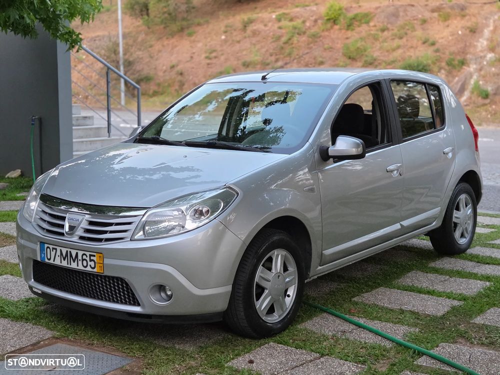 Dacia Sandero 1.2 16V Pack - 1