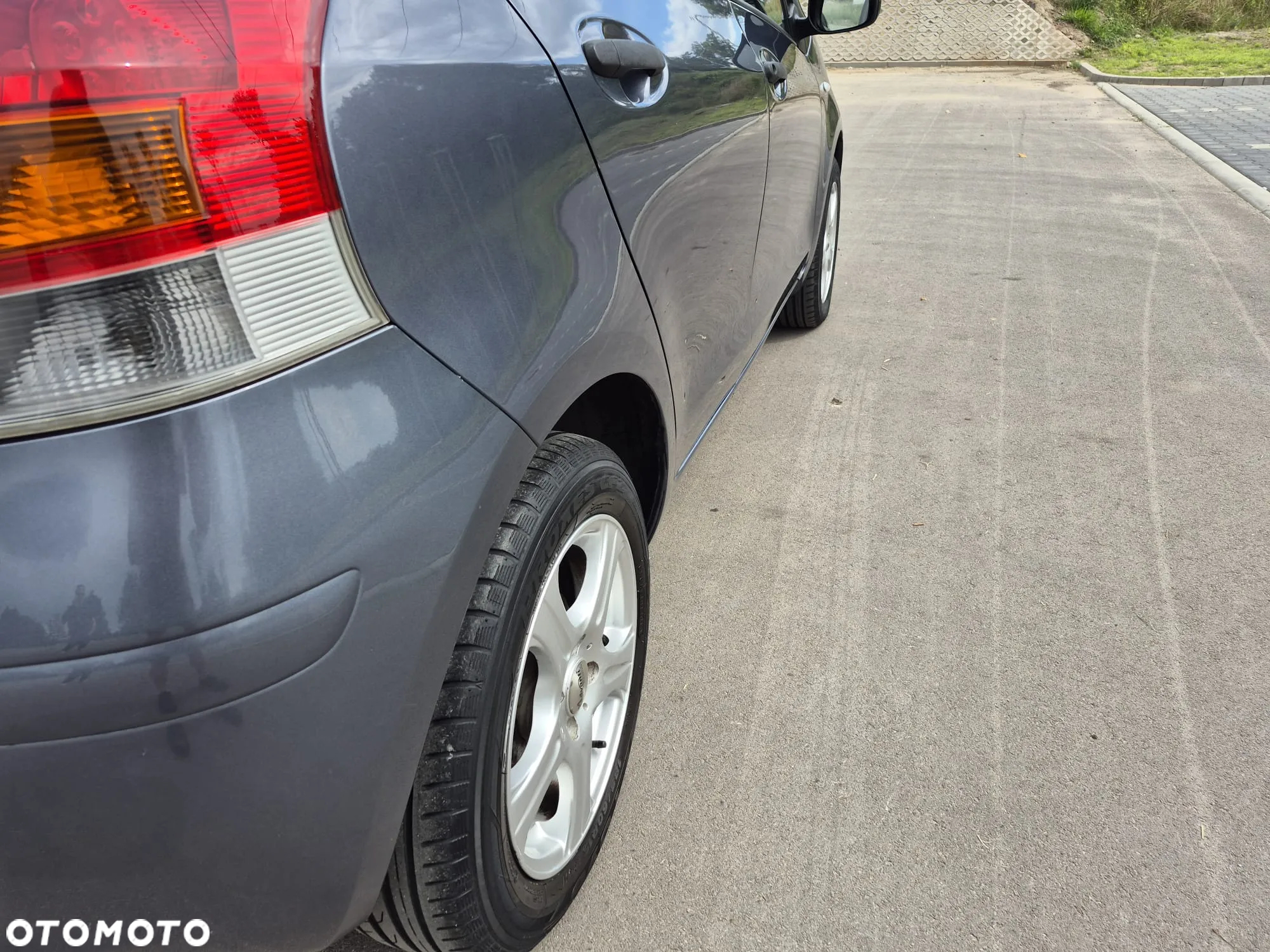 Toyota Yaris 1.0 Terra - 7