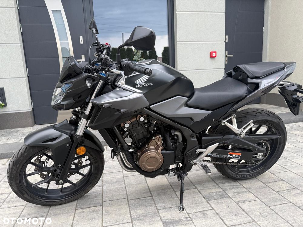 Honda CB - 1