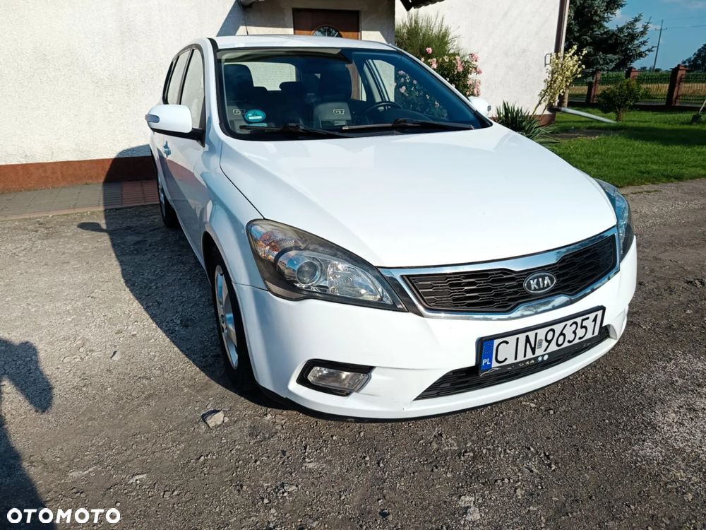 Kia Ceed Cee'd 1.6 Crdi Comfort - 1
