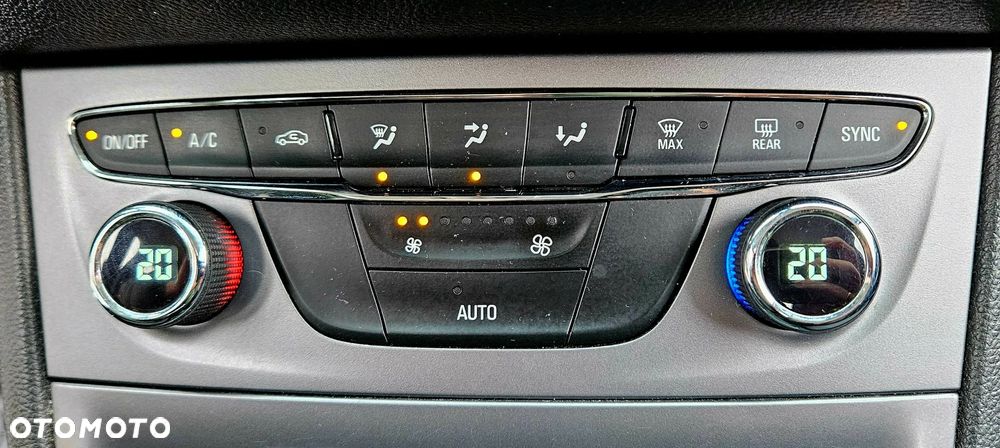 Opel Astra 1.6 CDTI Enjoy - 17