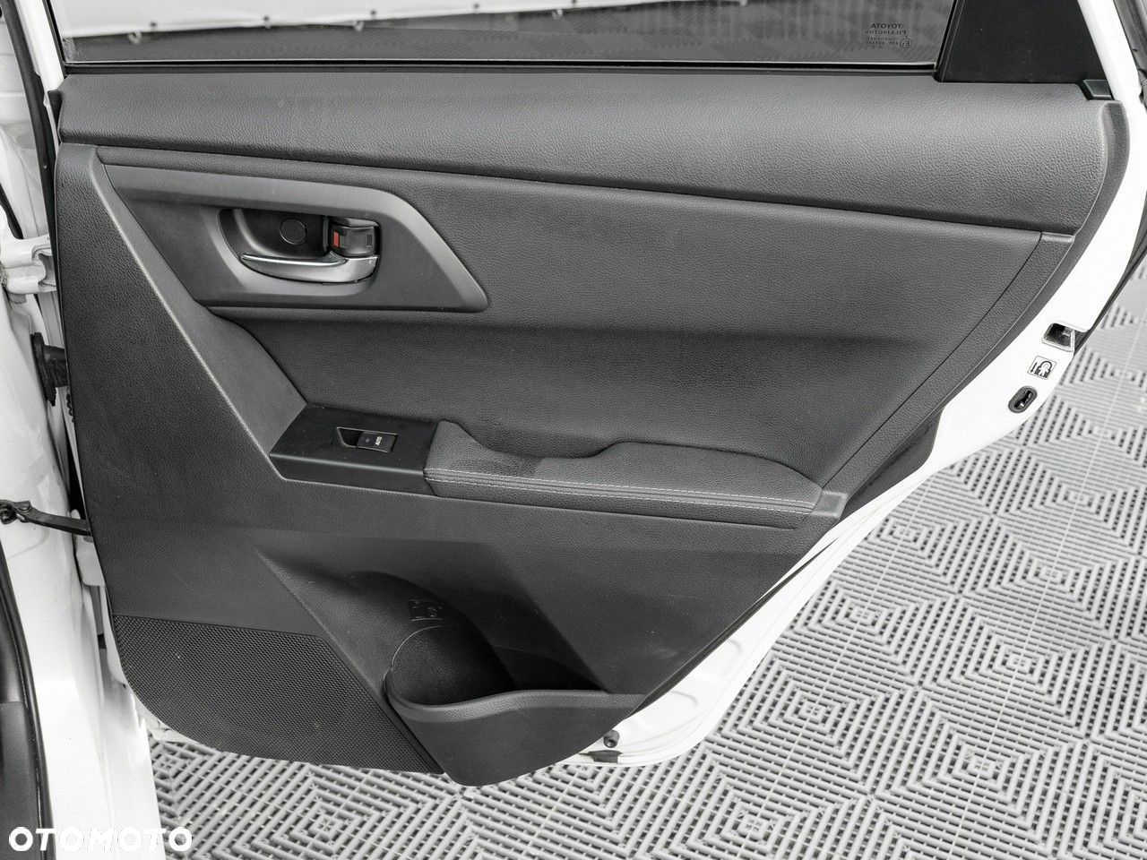 Toyota Auris Hybrid 135 Premium - 30