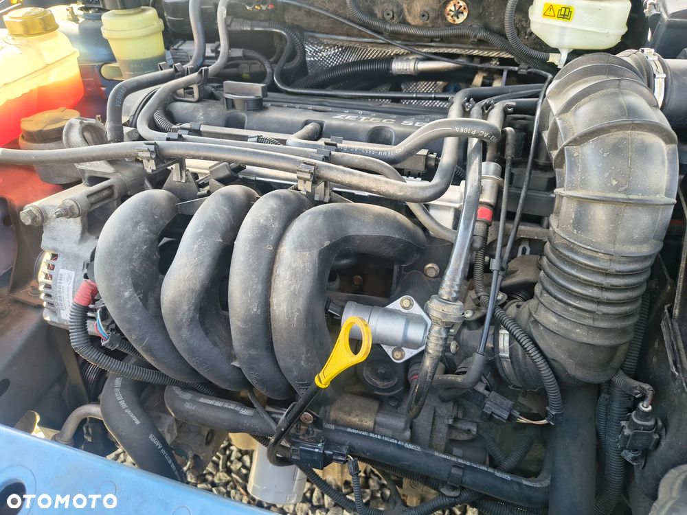 Ford Focus Ambiente - 38