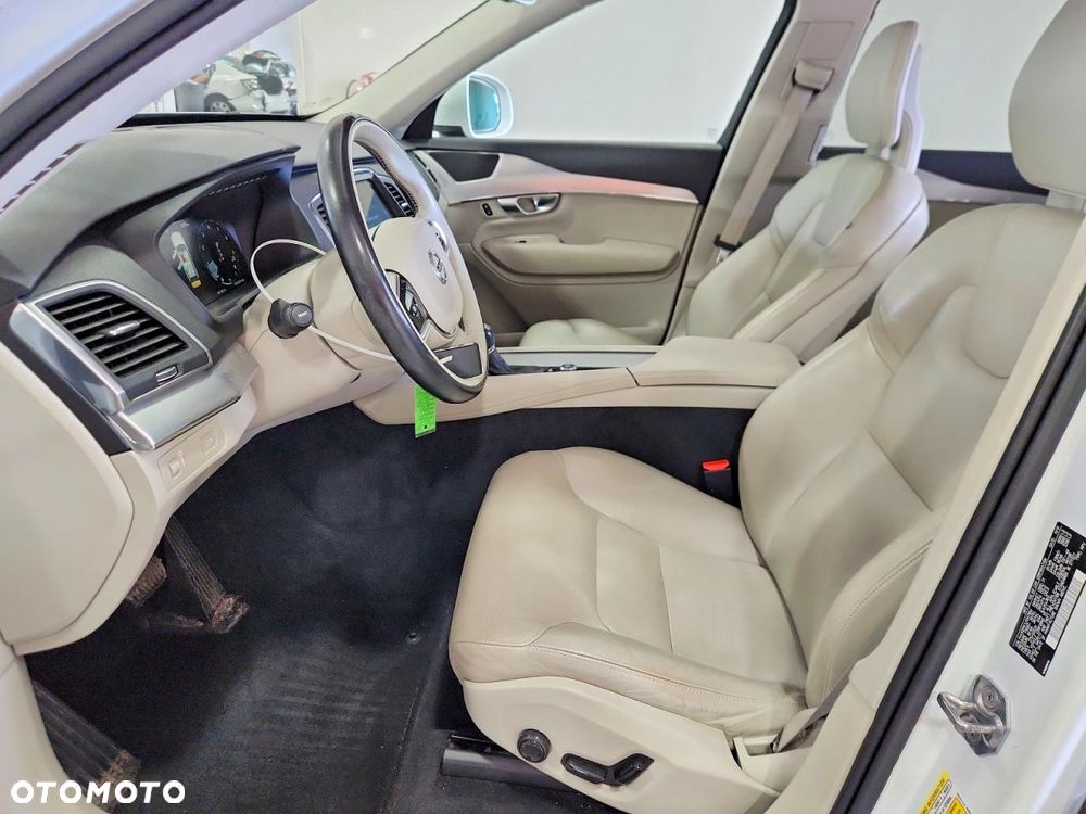Volvo XC 90 T5 AWD Geartronic Momentum - 8