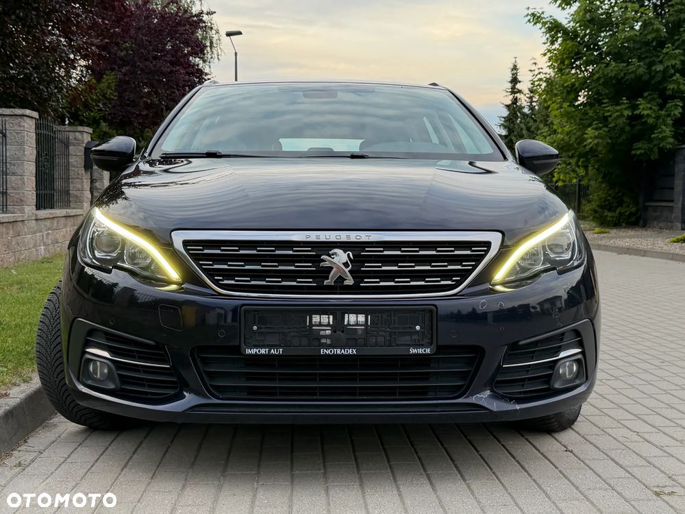 Peugeot 308 BlueHDi FAP 130 Stop & Start Allure - 23