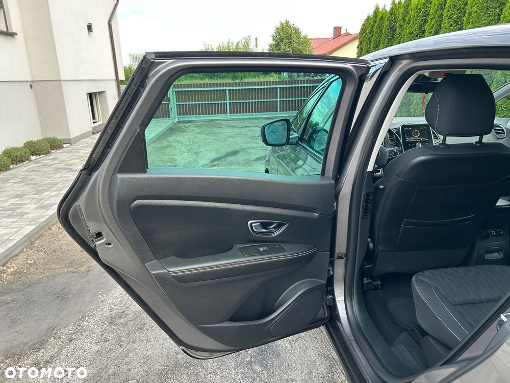 Renault Scenic - 33