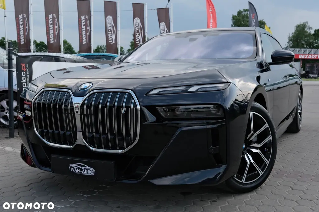 BMW i7 105.7kWh xDrive60 M Sport - 17
