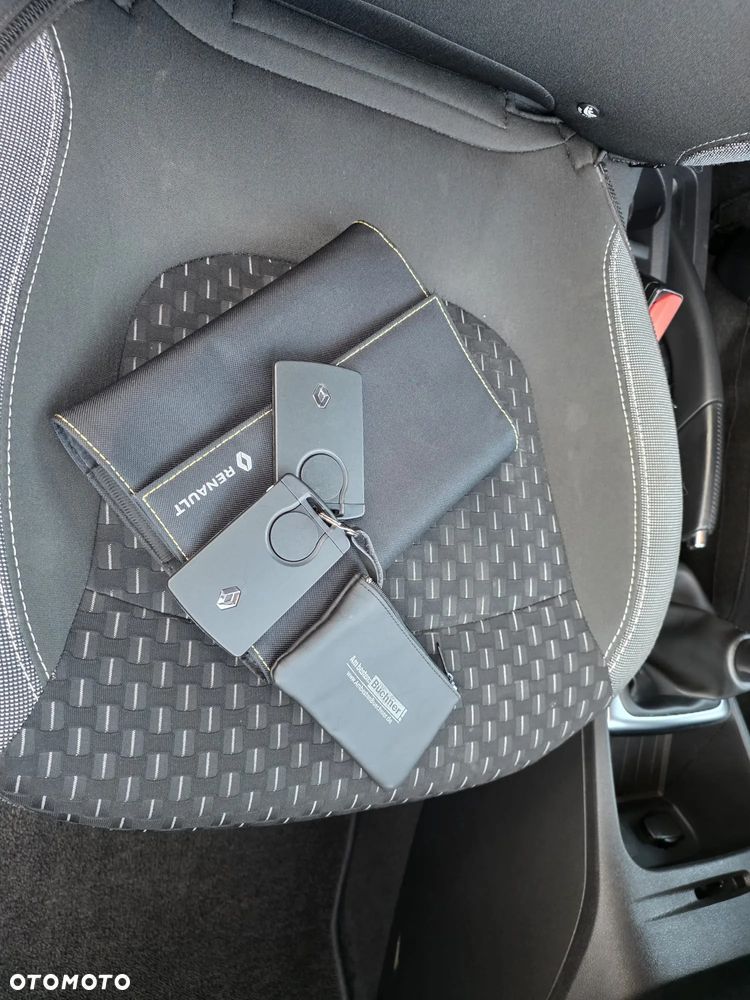 Renault Captur ENERGY TCe 120 Intens - 29