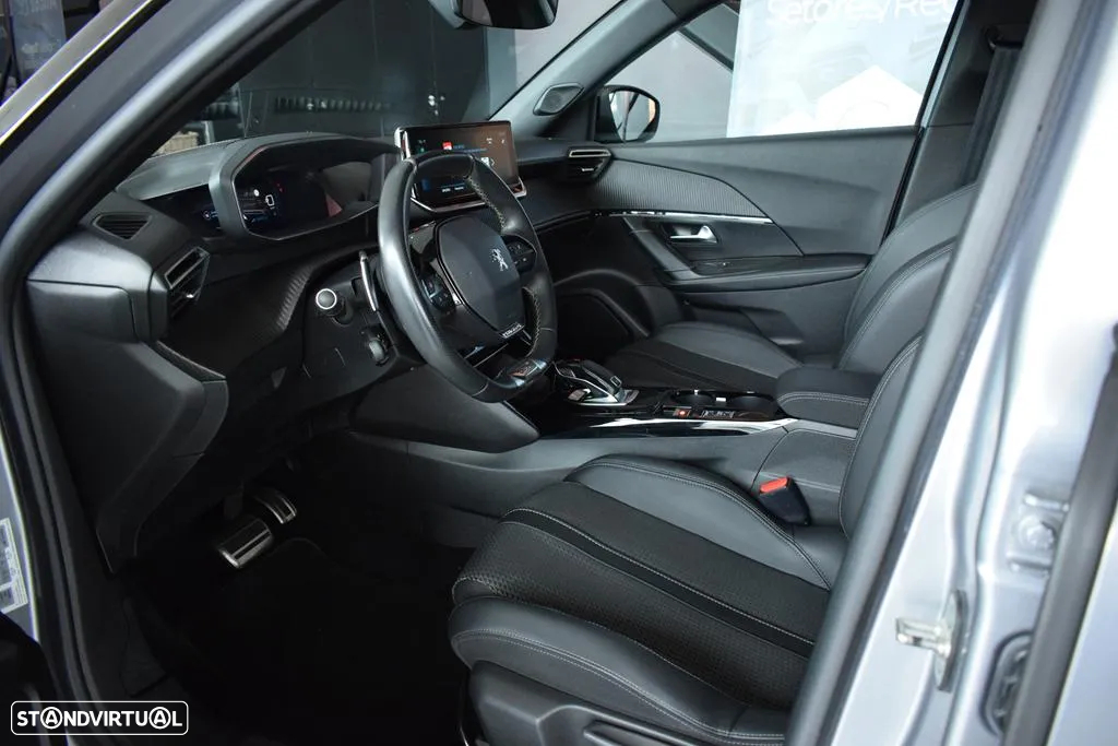 Peugeot 2008 1.5 BlueHDi GT EAT8 - 9