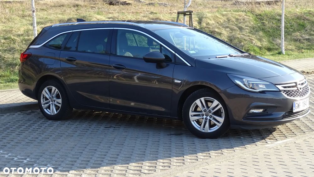 Opel Astra - 4