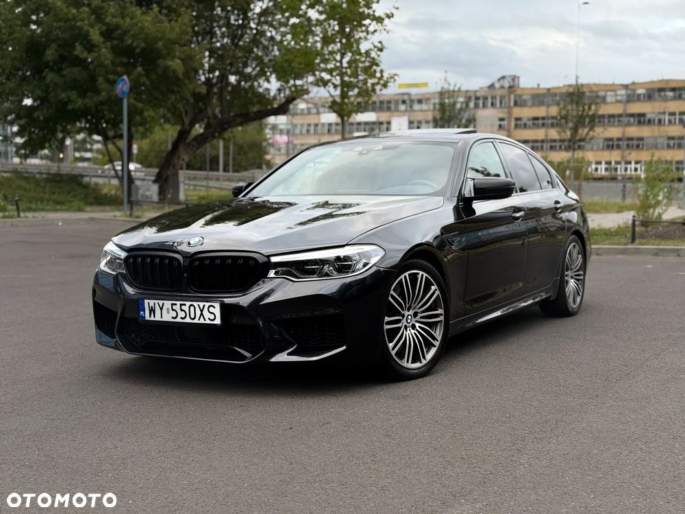 BMW Seria 5 M550i xDrive sport - 2